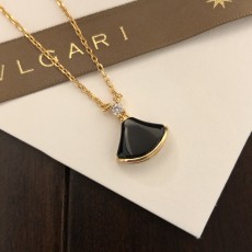 ブルガリネックレス BVLGARI 2025新作 ネックレス