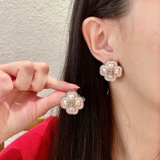 シャネルイヤリング CHANEL 2025新作 イヤリング