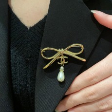 シャネルブローチ CHANEL 2025新作 ブローチ