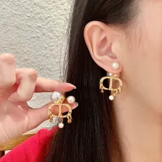 ディオールイヤリング DIOR 2025新作 イヤリング