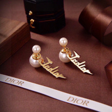 ディオールイヤリング DIOR 2025新作 イヤリング