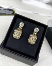 シャネルイヤリング CHANEL 2025新作 イヤリング