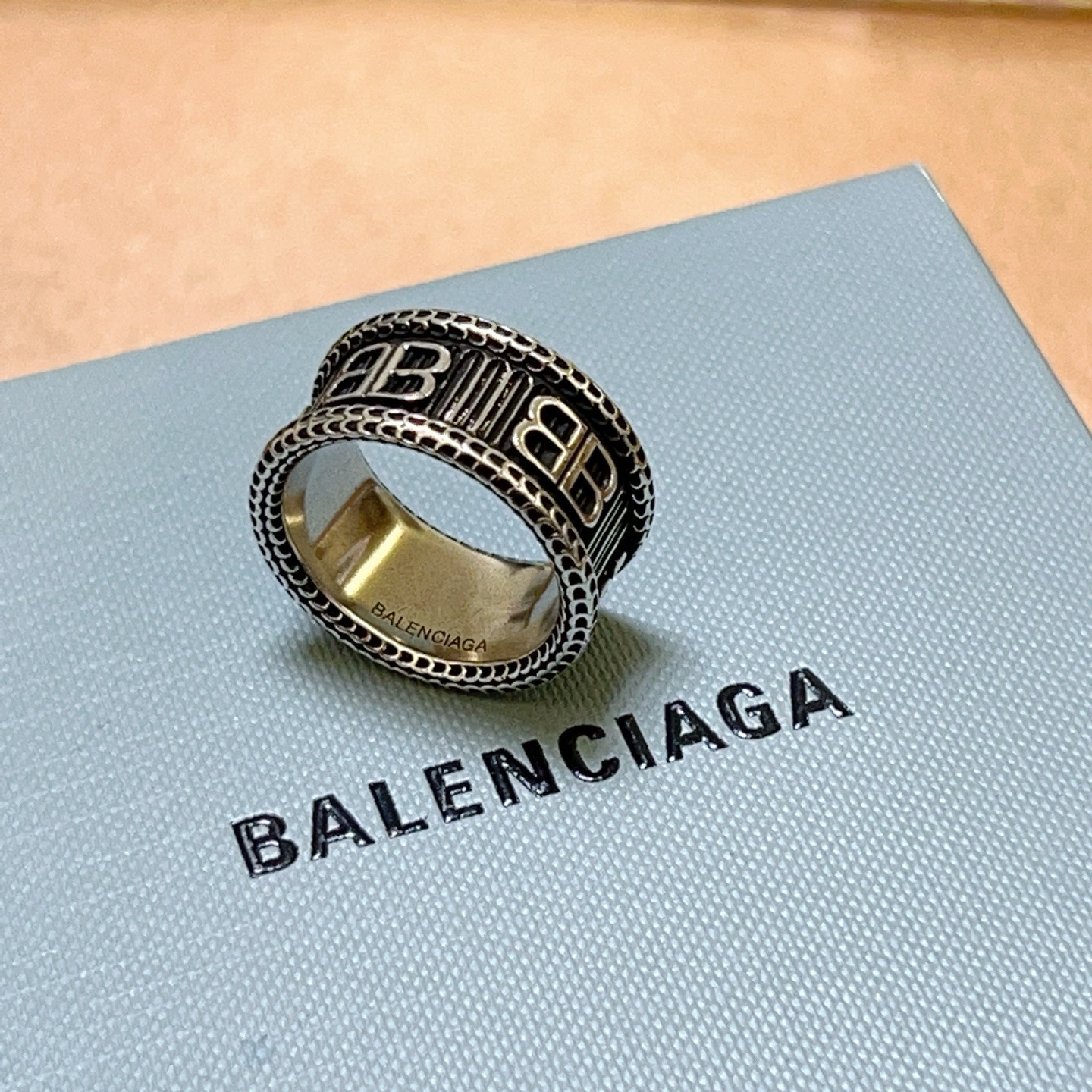 バレンシアガ指輪 BALENCIAGA 2025新作 指輪