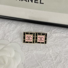 シャネルイヤリング CHANEL 2025新作 イヤリング