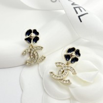 シャネルイヤリング CHANEL 2025新作 イヤリング
