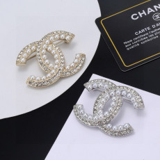 シャネルブローチ CHANEL 2025新作 ブローチ