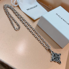 バレンシアガネックレス BALENCIAGA 2025新作 ネックレス