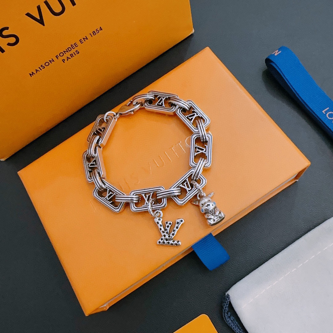 ルイヴィトンブレスレット LOUIS VUITTON 2025新作 ブレスレット