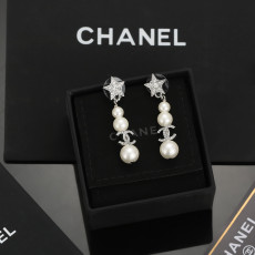 シャネルイヤリング CHANEL 2025新作 イヤリング