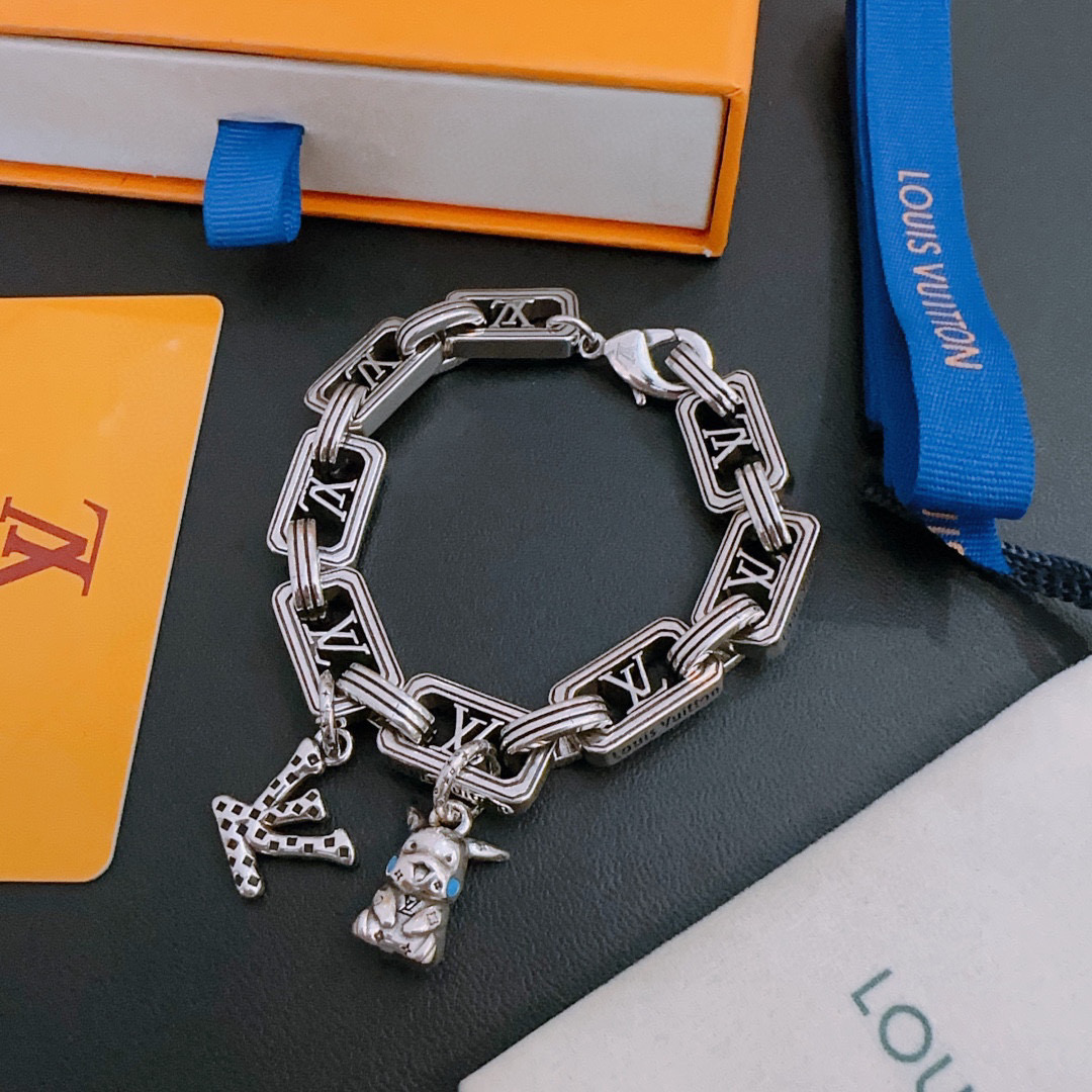 ルイヴィトンブレスレット LOUIS VUITTON 2025新作 ブレスレット