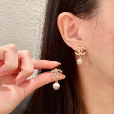シャネルイヤリング CHANEL 2025新作 イヤリング