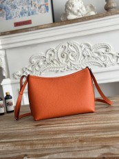 エルメスバッグ HERMES 2025新作 berlingotショルダーバッグ
