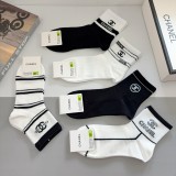 シャネル靴下 CHANEL 2025新作 靴下