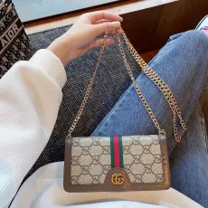グッチポーチ GUCCI 2025新作 ポーチ