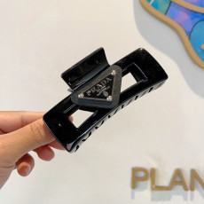 プラダカチューシャ PRADA 2025新作 カチューシャ