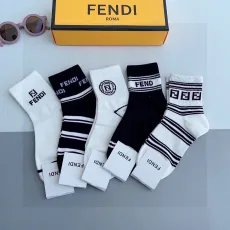 フェンディ靴下 FENDI 2025新作 靴下