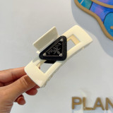 プラダカチューシャ PRADA 2025新作 カチューシャ