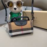 バーバリーポーチ BURBERRY 2025新作 ポーチ
