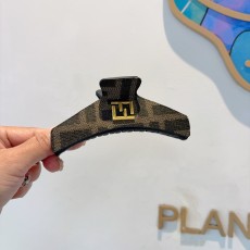フェンディカチューシャ FENDI 2025新作 カチューシャ