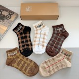 バーバリー靴下 BURBERRY 2025新作 靴下