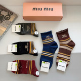 ミュウミュウ靴下 Miu Miu 2025新作 靴下