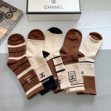 シャネル靴下 CHANEL 2025新作 靴下