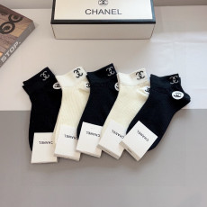 シャネル靴下 CHANEL 2025新作 靴下