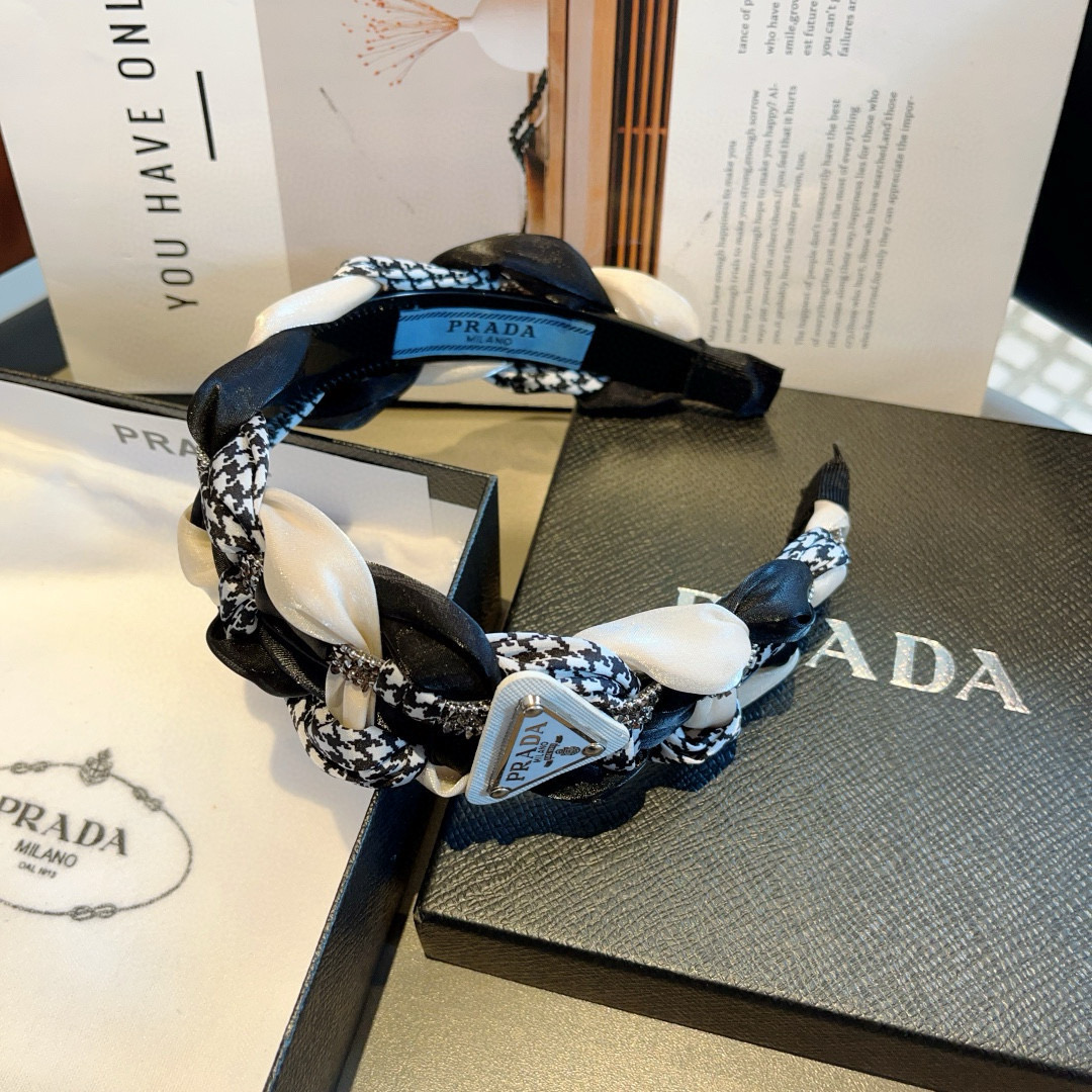 プラダカチューシャ PRADA 2025新作 カチューシャ