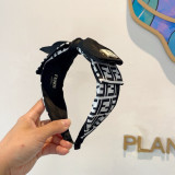 フェンディカチューシャ FENDI 2025新作 カチューシャ