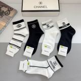 シャネル靴下 CHANEL 2025新作 靴下