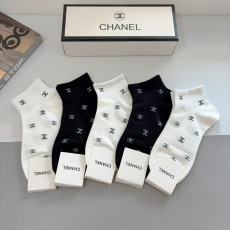 シャネル靴下 CHANEL 2025新作 靴下