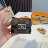 ルイヴィトンキーホルダー LOUIS VUITTON 2025新作 キーホルダー