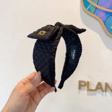 フェンディカチューシャ FENDI 2025新作 カチューシャ