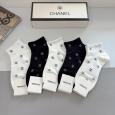シャネル靴下 CHANEL 2025新作 靴下