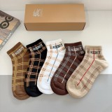 バーバリー靴下 BURBERRY 2025新作 靴下