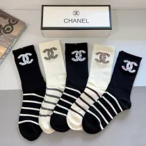 シャネル靴下 CHANEL 2025新作 靴下