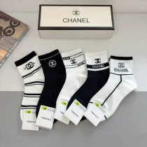 シャネル靴下 CHANEL 2025新作 靴下