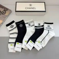 シャネル靴下 CHANEL 2025新作 靴下