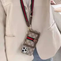 グッチiPhoneケース GUCCI 2025新作 iPhoneケース