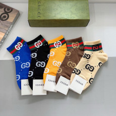 グッチ靴下 GUCCI 2025新作 靴下