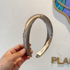 セリーヌカチューシャ CELINE 2025新作 カチューシャ