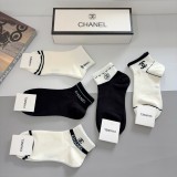 シャネル靴下 CHANEL 2025新作 靴下