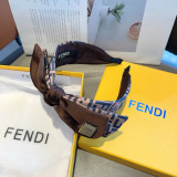フェンディカチューシャ FENDI 2025新作 カチューシャ