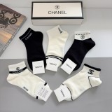 シャネル靴下 CHANEL 2025新作 靴下