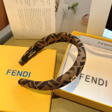 フェンディカチューシャ FENDI 2025新作 カチューシャ