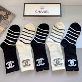 シャネル靴下 CHANEL 2025新作 靴下