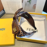 フェンディカチューシャ FENDI 2025新作 カチューシャ