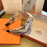 エルメスカチューシャ HERMES 2025新作 カチューシャ