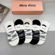 ミュウミュウ靴下 Miu Miu 2025新作 靴下