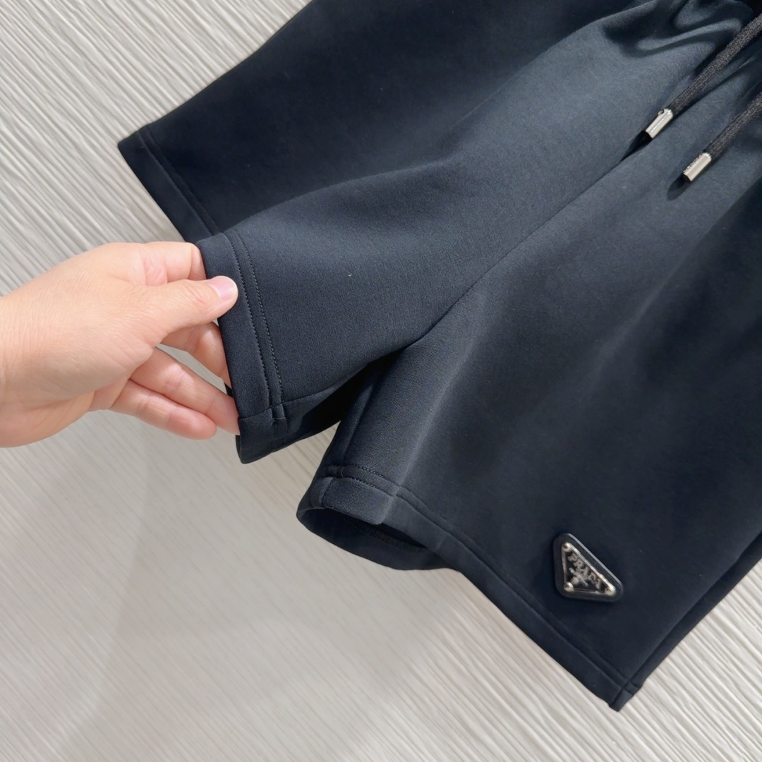 プラダ服 PRADA 2025新作 レジャースーツ